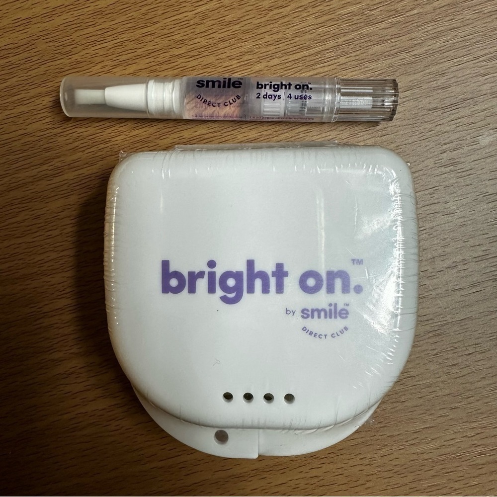 New Smile Direct Club - Bright On LED Accelerator Light + Whitening Gel